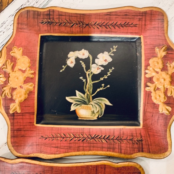 Gorgeous Decorative Plates - Picture 7 of 7